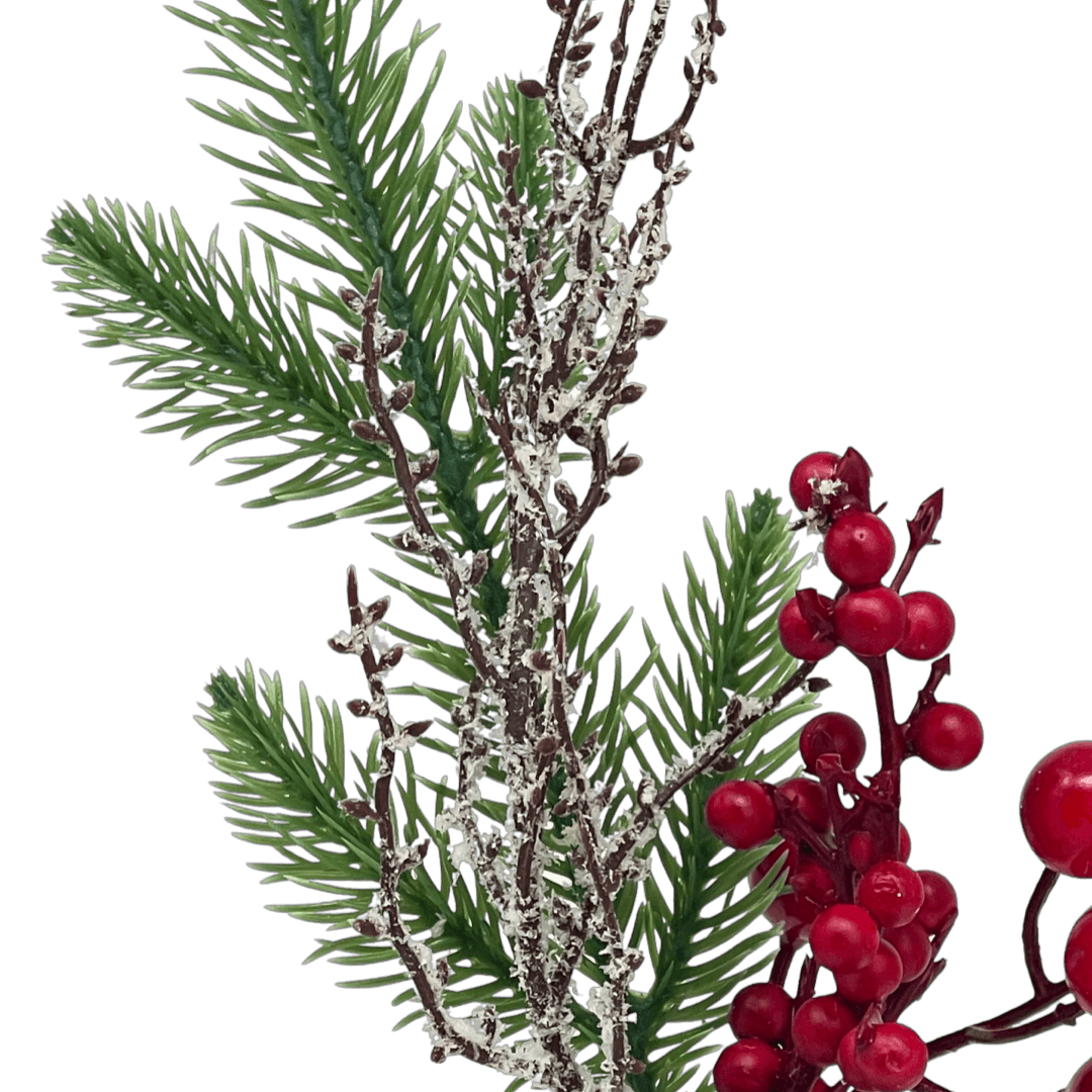 (Fla01487R) Follaje De Pino con Berries 35Cm
