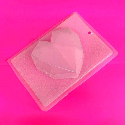 MOLDE PLASTICO DE CORAZON GEOMETRICO MEDIANO 17X17X3.5CM