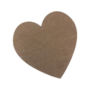 (899) Corazón de madera ranurado 25x24cm